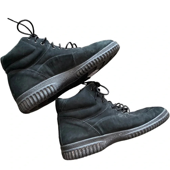 Ecco Shoes - Ecco women's size 36 (US 5) black boots